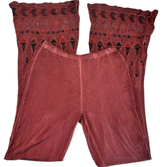 POL Pants - Women's POL Red Flare & Wide Leg Pants with Black Geometric Print S